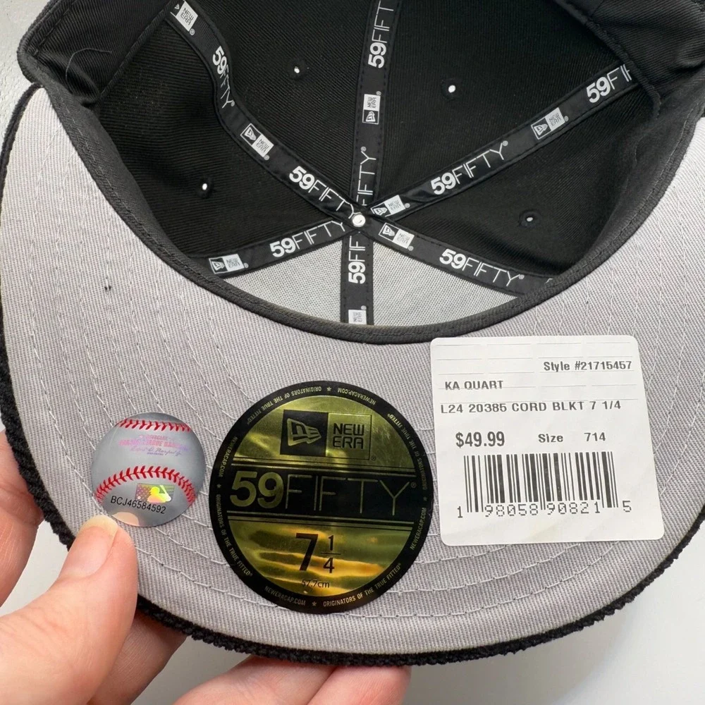 New Era 59Fifty Chicago White Sox Black‎ Corduroy Color Pack Hat 7 1/4 New